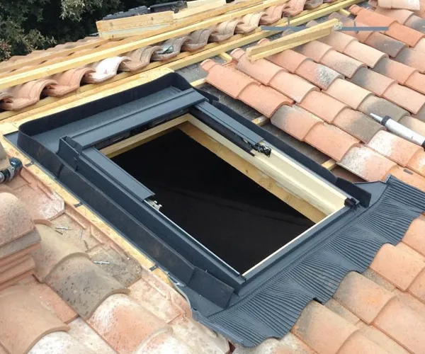 reparation-et-changement-de-velux-94-1